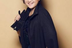 贾玲年轻大学时照片被网友翻出 众人大呼女神 