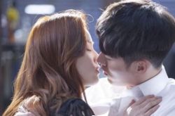 韩智敏玄彬约会照大公开 揭秘眼睛内有异物惊悚的原因 