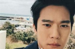 河锡辰肌肉霸气侧露 《传说的魔女》首次挑战单亲爸爸 