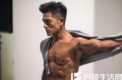 郭富城肌肉照片欣赏 自言保持完美身材是本份 