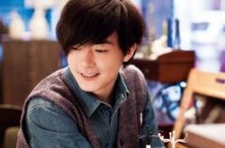 洪卓立歌曲大全 女友汤怡换衣屁股被看光 