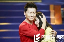 李晨深夜晒范冰冰美照炫幸福 遭网友催婚 