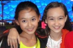 小美女香奈儿和蒋依依像吗 相似度极高的童星姐妹 