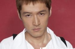 胡歌小学成绩好吗？ 其10年前成绩单被晒出 