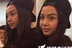 杨颖冯小刚晒合照 baby素颜毫无包袱引好评 