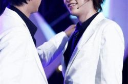 圭贤微博关注韩庚纯属乌龙 两人关系已不可能再好 