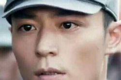 霍建华结婚照片流出 自曝婚礼不笑真相：牙齿不好看不爱拍照 