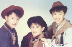 歌手陈志朋献吻苏有朋 后者后会加入小虎队？ 