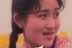 谢娜唱九妹时候的照片曝光 昔日身份今日大转变 