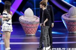 郭敬明的女朋友鞠婧祎卡哇伊 惹网友调侃两人在一起 