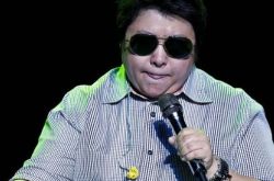 韩红年轻的时候照片曝光 苗条俏丽原来还是个大美女 