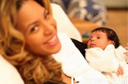 碧昂斯女儿的照片可爱十足 一同亮相MTV大典 