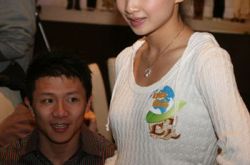 陈一冰老婆个人简历介绍 揭吊环王子与何雯娜分手内幕 