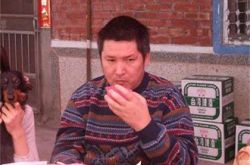 郭碧婷的爸爸叫什么？ 父亲颜值高得堪比吴彦祖 