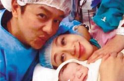 陈浩民原配妻子是谁？ 五年经历四次剖腹产 