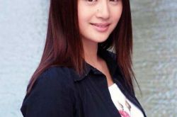 曹颖女儿出生日期是什么时候？ 透漏50岁前生二胎 