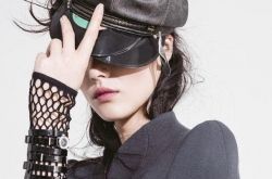 中国超模刘雯照片超有范 崔始源大表姐也难敌“有缘无分” 