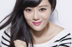 刘小唯图片吸人眼球 近日对话企业家显聪慧 