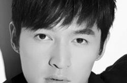 胡歌跑错路意外爆粗口 尴尬回头事后连连道歉 