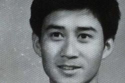 蒋欣的爸爸颜值爆表 新剧杀青“娘娘”片场落泪 