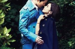 韩国演员池城的结婚照公开 与妻子李宝英恋爱史甜蜜曝光 