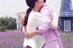 李易峰的现任女友名字叫什么？ 承认与李沁恋情现场告白 