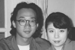 黄家驹女友袁凤瑛恋情是真的吗？ 揭秘其一生三任女友四段情 