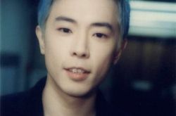 黄贯中年轻时的照片英俊帅气 与黄家强关系破裂难以愈合 