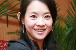 曾宝仪的妹妹曾咏仪  曾志伟二女儿照片曝光 