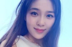 赵韩樱子小时候照片成谜 编剧赞其角色契合度很高 