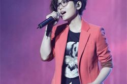 周笔畅身高多少？ 帅气的女星变得十分有女人味 