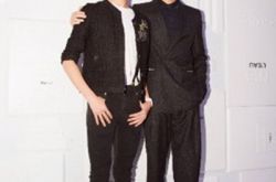 吴磊唱歌mv深情帅气 其与胡歌同框网友直呼：长腿欧巴！ 