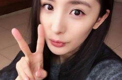 究竟杨幂是哪个公司的 签欢瑞良禽择木而栖有计划 