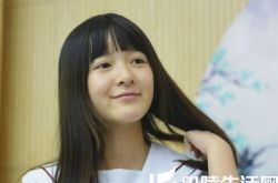 徐娇的爸爸是   认周星驰当干爹 