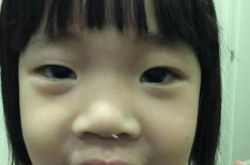 网友评论小s女儿长得丑 粉丝发微博为其打抱不平 