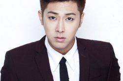 郑允浩选女友标准正式发布 与徐睿智的恋情不实 