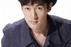 胡歌身高对比惊人！ 有对比才有真相 