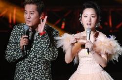 杨钰莹毛宁广州演唱会开唱 