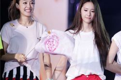 林允儿宋茜合照集锦 两人超高人气一度秒杀众多知名网红 