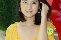 洪欣怀三胎几个月了 莫少聪携老婆露面释怀恭喜旧爱 