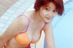 姚乐怡吉女图片惊艳 为了电影不惜牺牲色相？ 