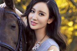 张萌出演过多部热播影视剧 张萌写真保守也能很性感