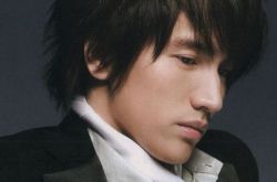 言承旭资产到底有多少    资产雄厚却十分吝啬的明星们 