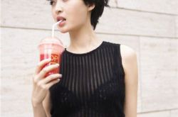 歌手杨洋的歌有哪些？ 《爱拼北京》首映其为北漂族代言 