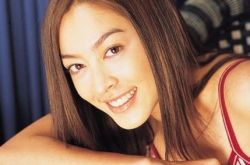 欣赏颜颖思冠希图片  两人亲密照被曝光 