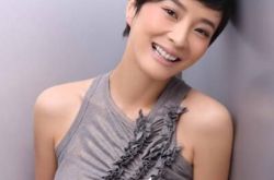 苏岩个人资料母亲是谁 加盟还是夫妻重磅复出挑战艰辛母亲 