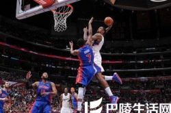 盘点小乔丹扣篮图片 感受NBA球星惊人的爆发力 