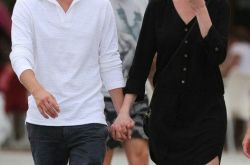 安妮海瑟薇老公身高介绍 为什么其在中国和美国的待遇差距大 