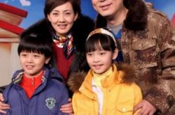 高亚麟的儿子照片集曝光 其希望儿子做个普通人就好 