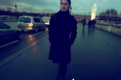 吴秀波写真集图片出炉 携手郭德纲主持《喜剧总动员》 